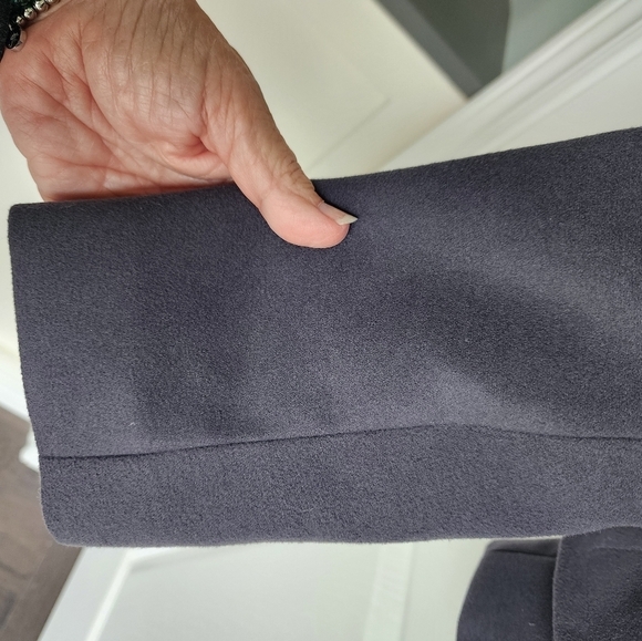 Kenzie Cropped Peacoat Dark Grey Size Medium EUC - Picture 5 of 8